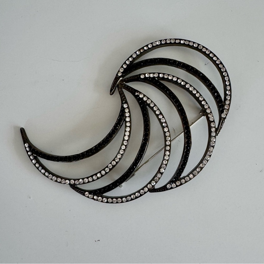 Large Vintage Deco Style Brooch